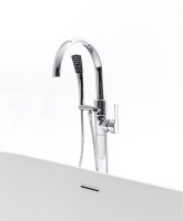 Напольный смеситель для ванны с душем Ravak Freedom FM 080.00CR хром Напольный смеситель для ванны с душем Ravak Freedom FM 080.00CR хром