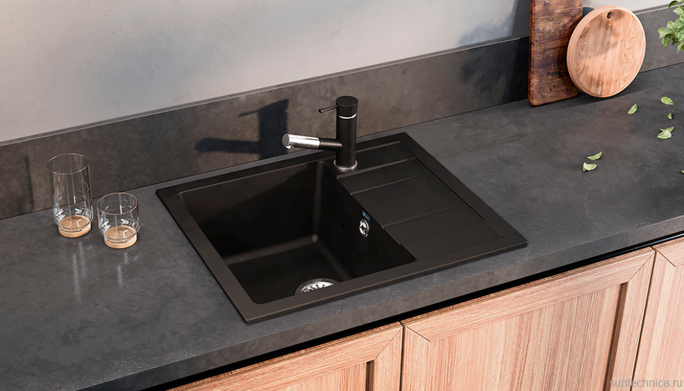 Мойка кухонная Ulgran U-607 344 ультра-черная + дозатор U-01 ультра-черный