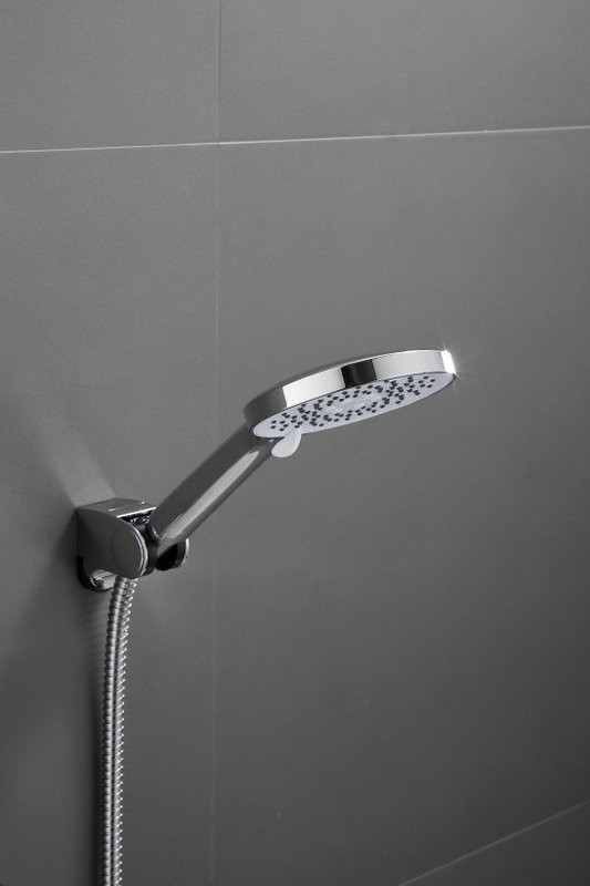 Смеситель с длинным изливом для ванны BELZ B22678 хром