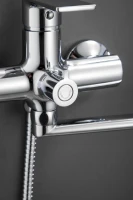 Смеситель с длинным изливом для ванны BELZ B22678 хром
