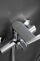 Смеситель с длинным изливом для ванны BELZ B22678 хром