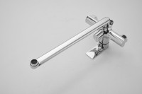 Смеситель с длинным изливом для ванны BELZ B22678 хром