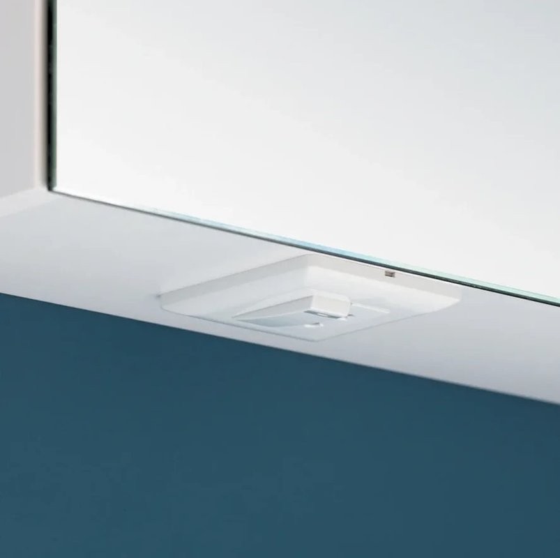 Зеркало-шкаф Dreja Uni 60 белый, с подсветкой