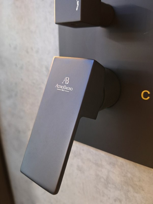 Душевой комплект AltroBagno Lamberto AltroBagnoLamberto040105MB С ВНУТРЕННЕЙ ЧАСТЬЮ, матовый черный