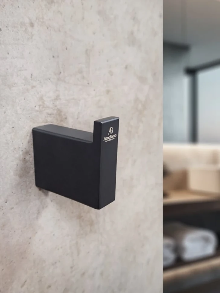 Крючок AltroBagno Aperto 081003 MB матовый черный, на шурупах