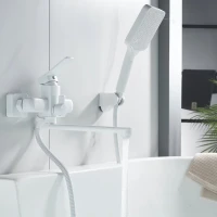 Смеситель для ванны с душем Shevanik S9902C белый Смеситель для ванны с душем Shevanik S9902C белый