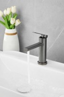 Смеситель для раковины BELZ B813 B10813-3 оружейная сталь Смеситель для раковины BELZ B813 B10813-3 оружейная сталь