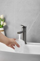 Смеситель для раковины BELZ B813 B10813-3 оружейная сталь Смеситель для раковины BELZ B813 B10813-3 оружейная сталь