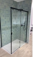 Душевой уголок Ceruttispa Marbella 120B-R 120x80, профиль черный