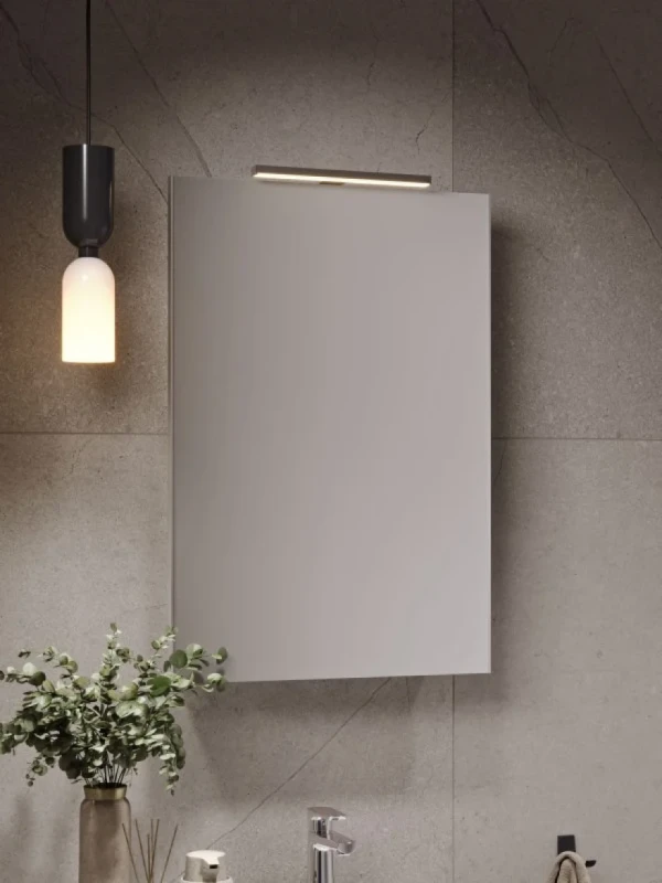 Зеркало-шкаф Alavann Cosmetic 55x80 с приближением, глянцевый белый