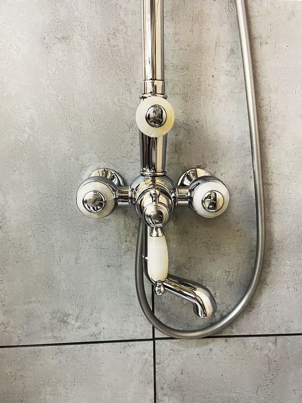 Душевая стойка AltroBagno Opera 030205 Cr хром