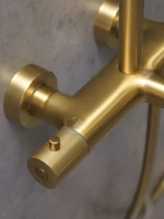 Душевая стойка AltroBagno Bilancia AltroBagnoBilancia030429BG матовое золото Душевая стойка AltroBagno Bilancia AltroBagnoBilancia030429BG матовое золото