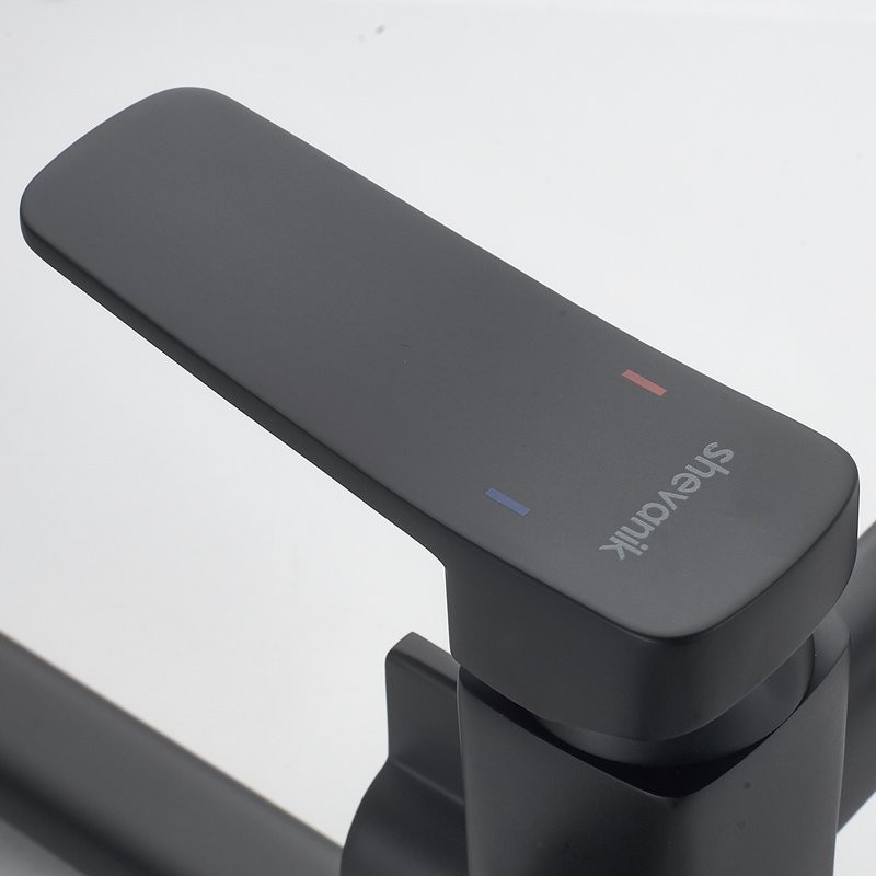 Смеситель для ванны с душем Shevanik S9902H черный