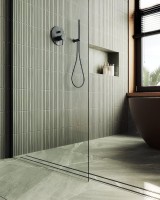 Душевая перегородка Maybahglass MGD-677-6ш 109 см, профиль черный, стекло прозрачное