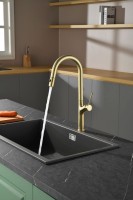 Смеситель для кухни AQUAme Cucina с выдвижным изливом AQM9905BG