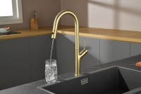 Смеситель для кухни AQUAme Cucina с выдвижным изливом AQM9905BG