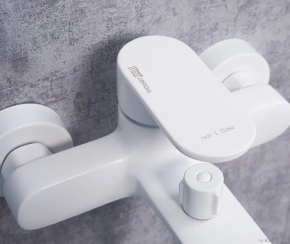 Смеситель для ванны с душем Wasserkraft Mindel 8501