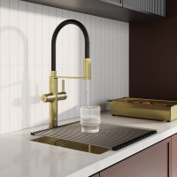Смеситель для кухни IDDIS Ikon IKNMGFFi05 с гибким изливом, матовое золото