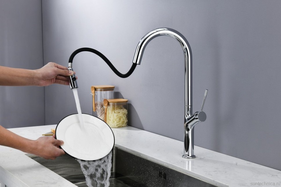 Смеситель для кухни AQUAme Cucina с выдвижным изливом AQM9905CR