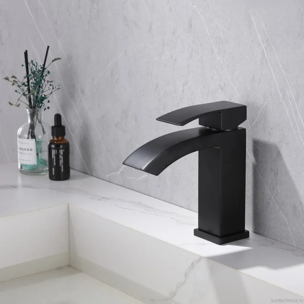 Смеситель для раковины Abber Wasserfall AF8610B черный