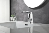 Смеситель для раковины Black&White Gravity 7101С сенсорный, chrome