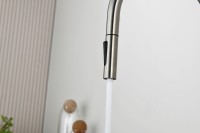 Смеситель для кухни AQUAme Cucina с выдвижным изливом AQM9901BN