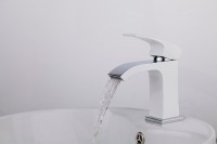 Смеситель для раковины Gappo G07-8 G1007-8 белый, хром