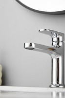 Смеситель для раковины BELZ B713 B10713 хром Смеситель для раковины BELZ B713 B10713 хром