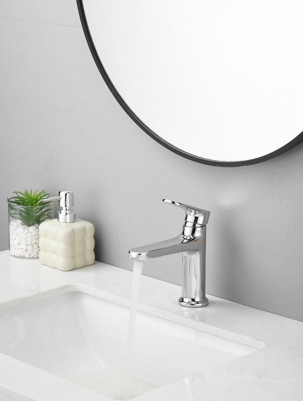 Смеситель для раковины BELZ B713 B10713 хром