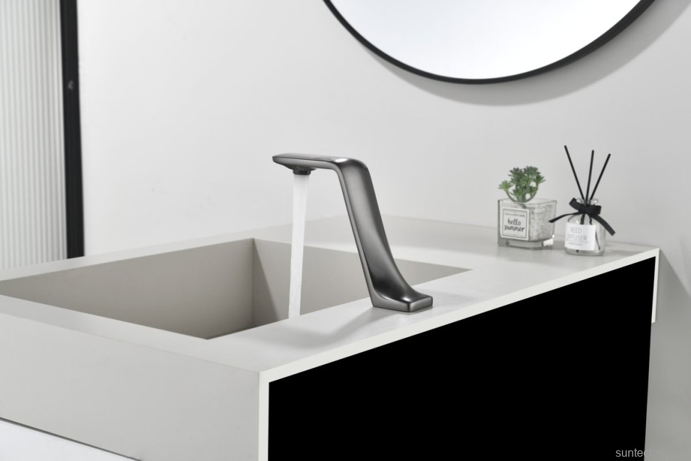 Смеситель для раковины Black&White Gravity 7102GM сенсорный, gun metal