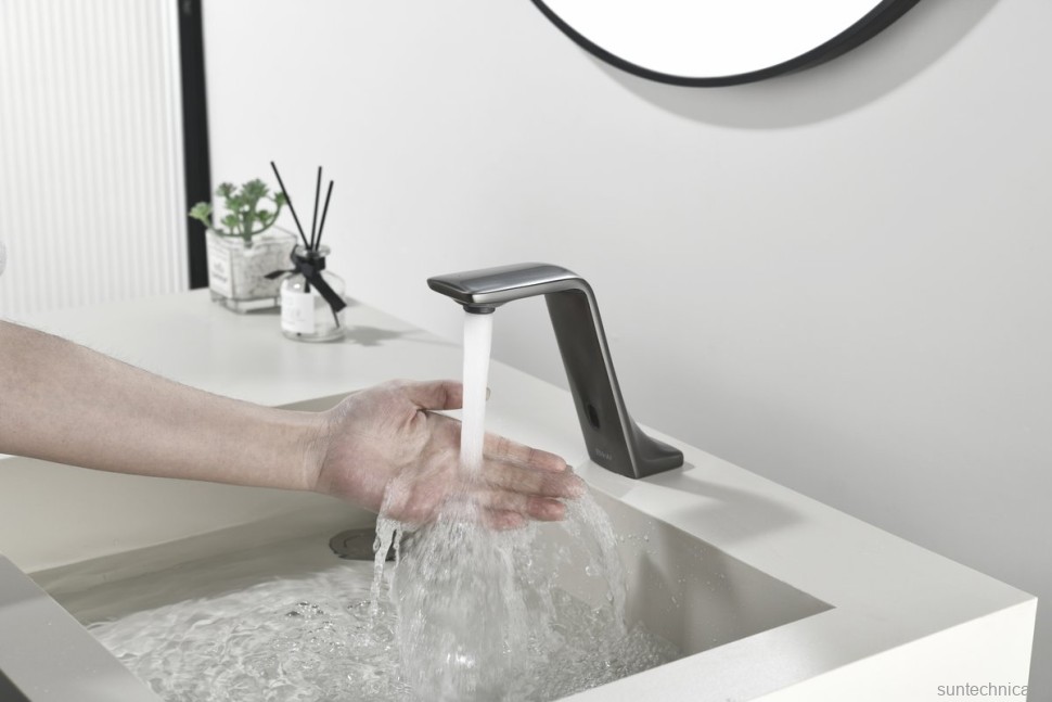 Смеситель для раковины Black&White Gravity 7102GM сенсорный, gun metal