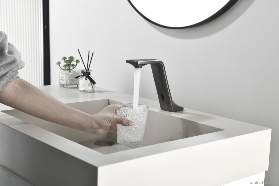 Смеситель для раковины Black&White Gravity 7102GM сенсорный, gun metal