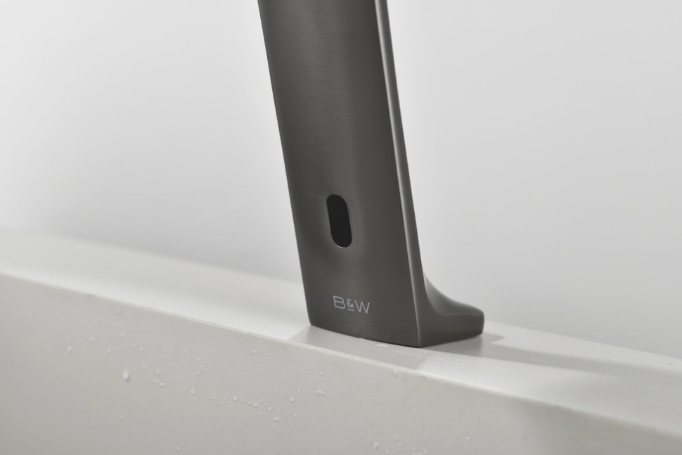 Смеситель для раковины Black&White Gravity 7102GM сенсорный, gun metal