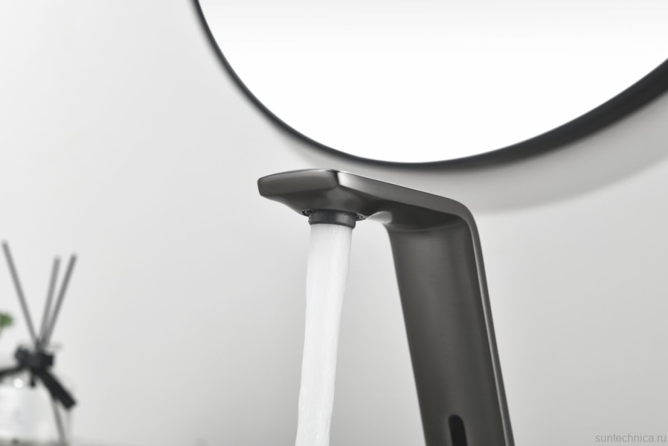 Смеситель для раковины Black&White Gravity 7102GM сенсорный, gun metal