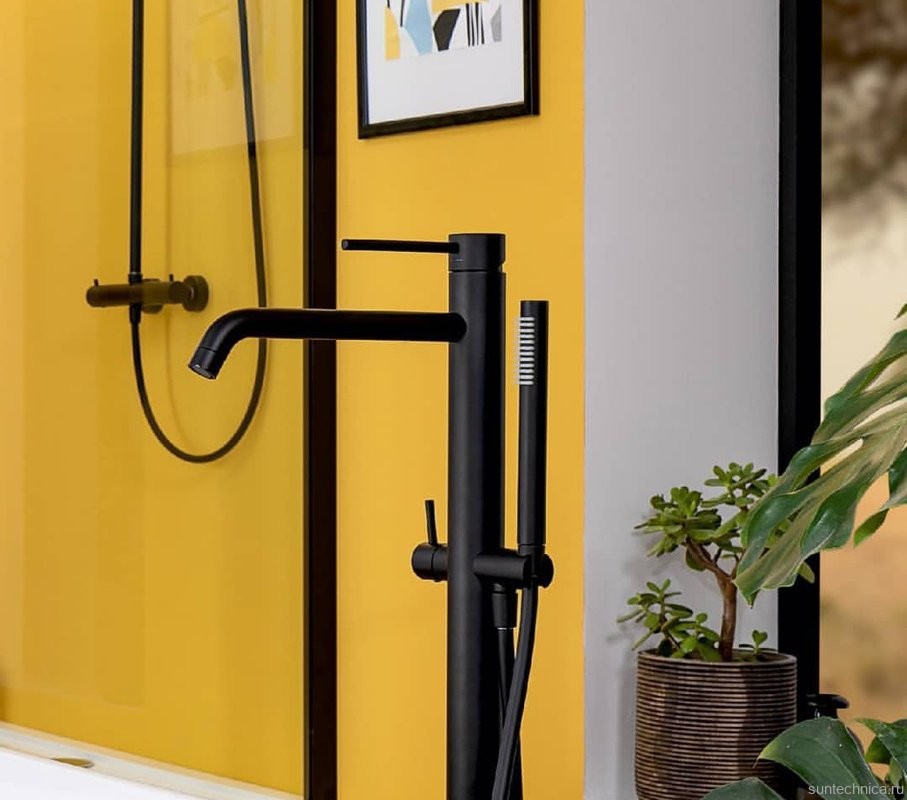 Напольный смеситель для ванны с душем Paffoni Light LIG032NO