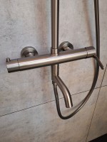 Душевая стойка AltroBagno Unione AltroBagnoUnione030210GM оружейная сталь Душевая стойка AltroBagno Unione AltroBagnoUnione030210GM оружейная сталь