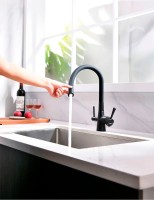 Смеситель для кухни Lemark Comfort LM3075BL с гибким изливом, черный