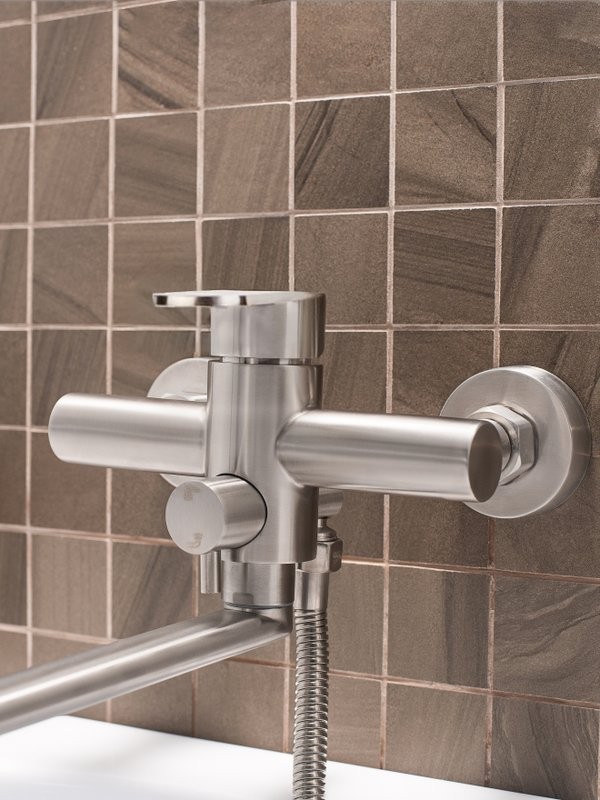 Смеситель с длинным изливом для ванны РМС SUS124-006EP