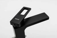 Смеситель для раковины Gappo G17-6 G1017-6 черный Смеситель для раковины Gappo G17-6 G1017-6 черный