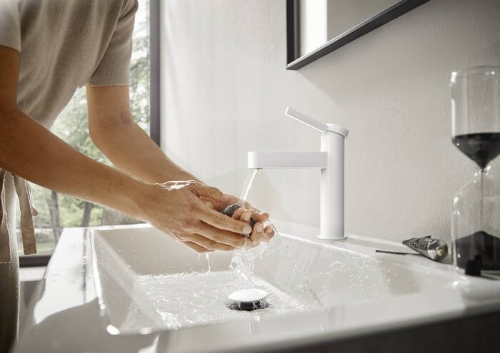 Смеситель для раковины Hansgrohe Finoris 110 76020700 матовый белый