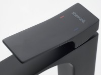Смеситель для раковины Shevanik S6101H черный