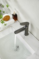 Смеситель для раковины BELZ B713 B10713-3 оружейная сталь Смеситель для раковины BELZ B713 B10713-3 оружейная сталь