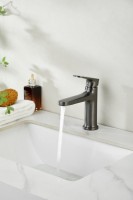 Смеситель для раковины BELZ B713 B10713-3 оружейная сталь Смеситель для раковины BELZ B713 B10713-3 оружейная сталь