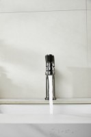 Смеситель для раковины BELZ B713 B10713-3 оружейная сталь Смеситель для раковины BELZ B713 B10713-3 оружейная сталь