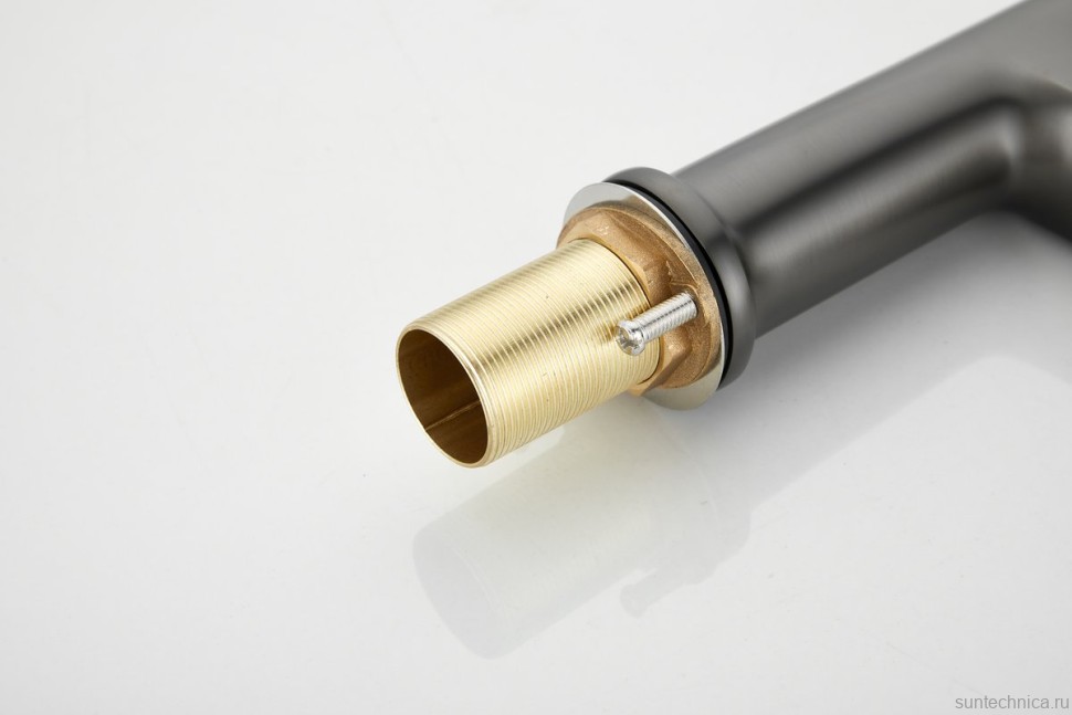 Смеситель для раковины BELZ B713 B10713-3 оружейная сталь