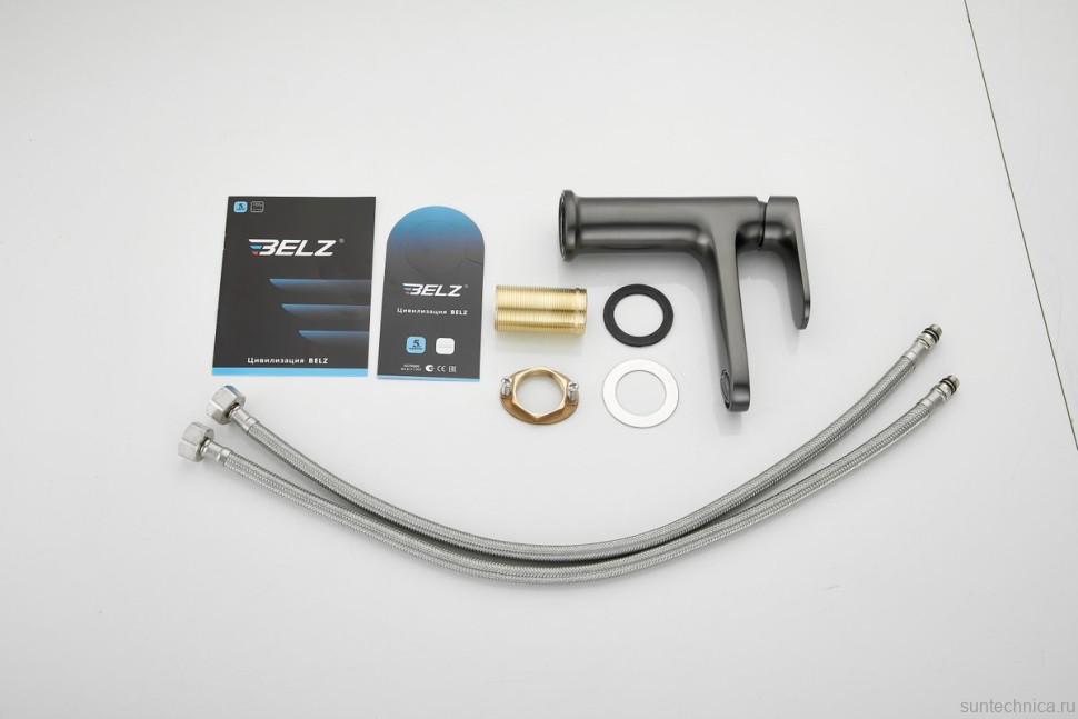 Смеситель для раковины BELZ B713 B10713-3 оружейная сталь