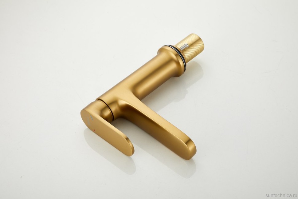 Смеситель для раковины BELZ B713 B10713-5 золото