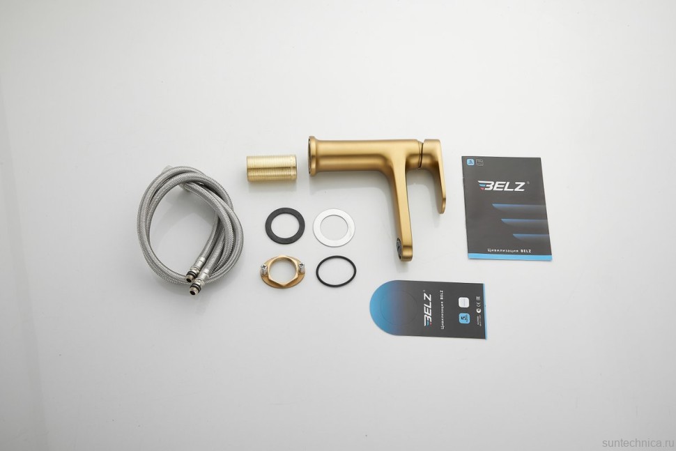 Смеситель для раковины BELZ B713 B10713-5 золото