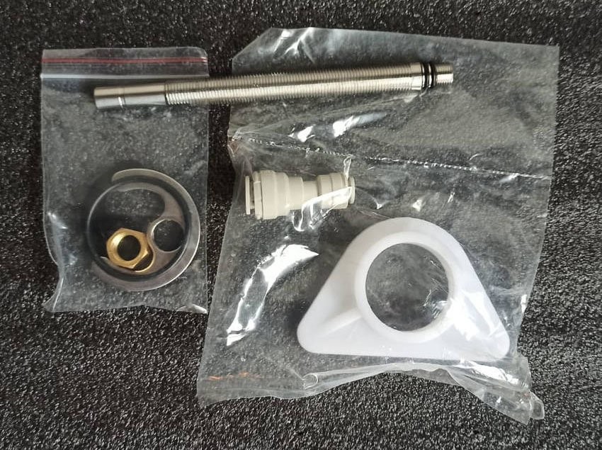 Смеситель для кухни Seaman Visconti SSL-7671-WP water polish, black