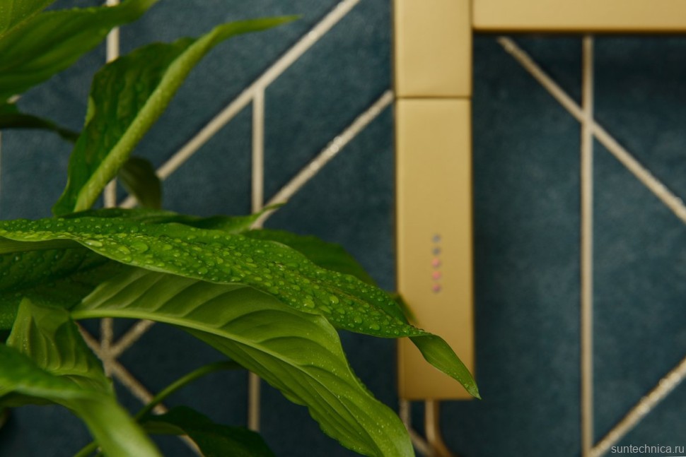 Полотенцесушитель электрический Сунержа Модус 3.1 32-5900-1050 110x55 см, подключение слева, золотой шелк, лесенка